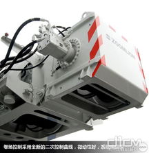 直冲云霄 中联重科qay300全地面起重机新品推荐