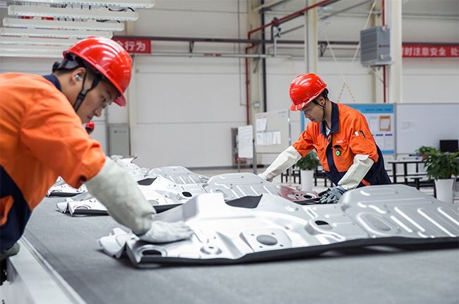 卓越品质的背后 探秘吉利博越宝鸡工厂